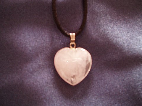bracelet quartz coeur détails